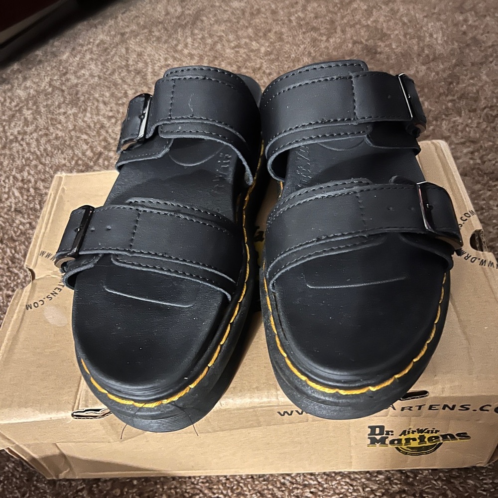 Dr. Martens Shoes with box